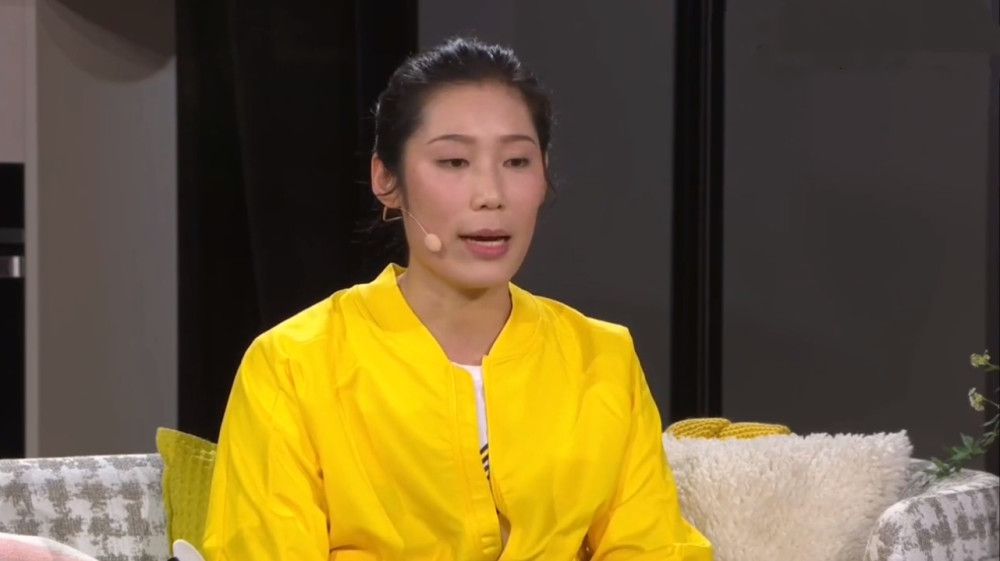 女女被c呻吟双腿大开h百合